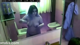 Indian Tamil Aunty Boob Show Pissing And Pussyfingering Clip