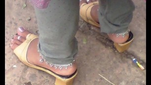 Hot Pics of Feet of South Asian Muslim or Paki Begums and Women