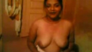 Indian Bhabhi Boobs Show