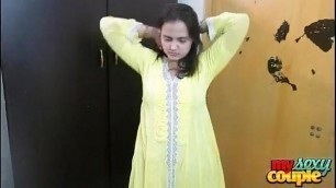 Indian Bhabhi Sonia In Yellow Shalwar Suit Getting Naked In Bedroom For Sex