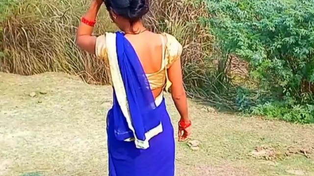 Village Outdoor Sex In Khet – Natural Big Boobs Show In Hindi