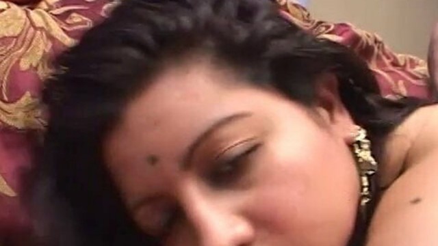 Plump Indian honey with nice boobs sucks and fucks two dicks