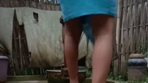 Indian Naked Girl’s Body Washing Video