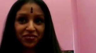 Gorgeous Indian whore gets her pussy penetrated by a stud