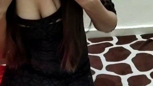 Indian Girlfriend seducing boyfriend to fuck her, teenage gf sneaks her boyfriend into her room to fuck, hard sex, saara