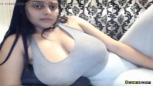 Busty Indian Teen Girl With Huge Titties